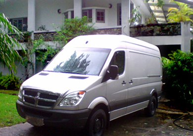 air-conditioned van for your pets every comfort